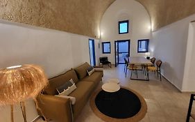 Luxury Cave Houses Mesaria