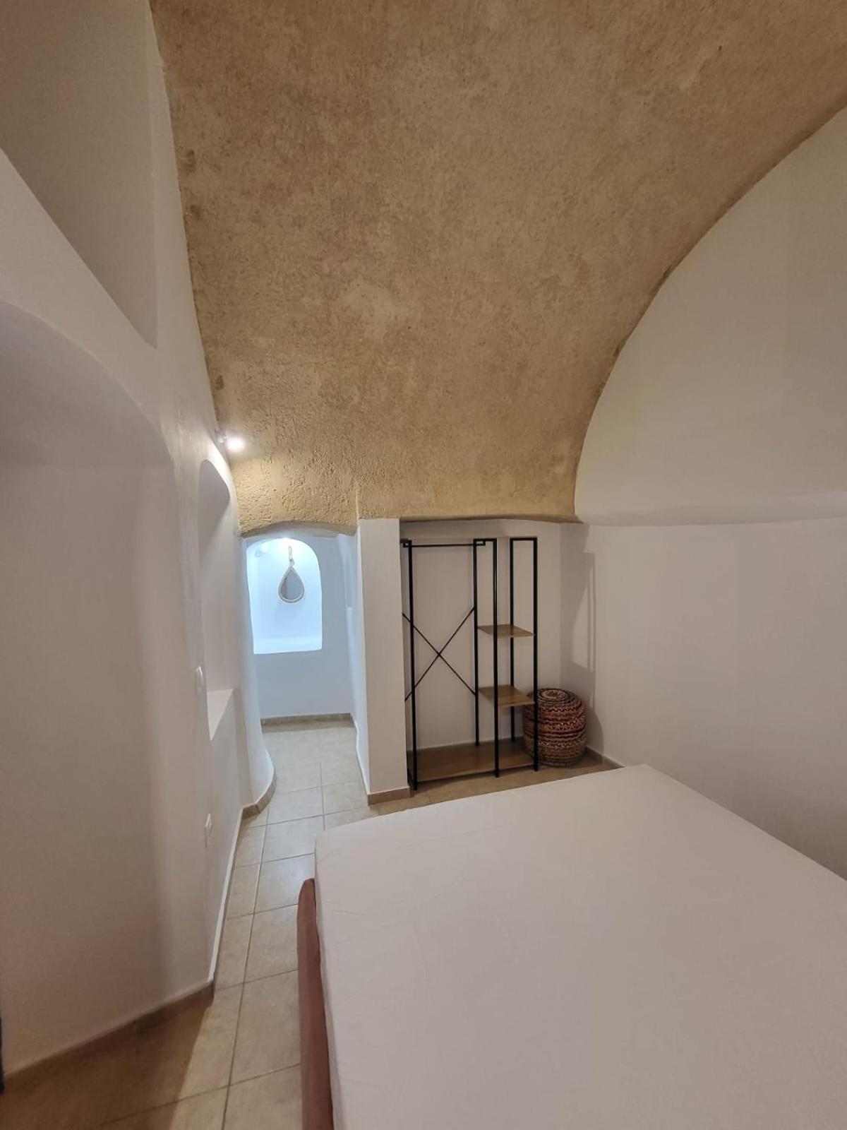 Luxury Cave Houses Mesaria Esterno foto