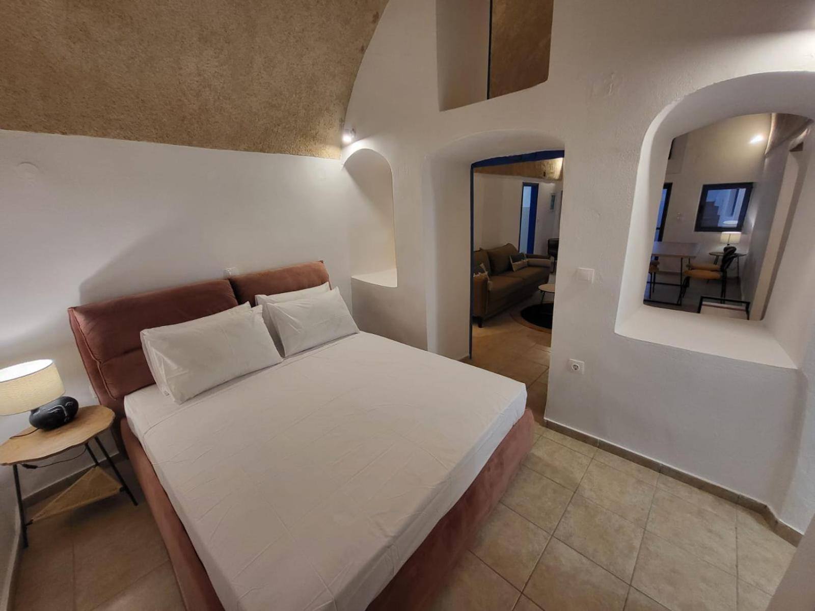 Luxury Cave Houses Mesaria Esterno foto